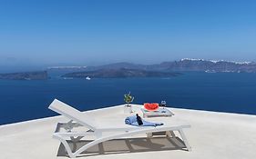 Apanemo Hotel & Suites